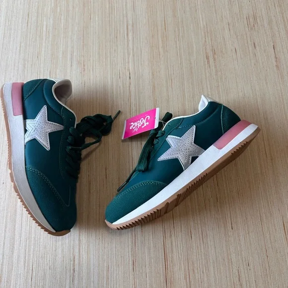 Justice Tennis Shoes - Picture 4 of 4